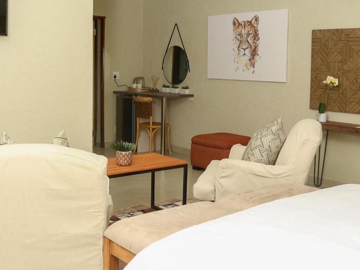 Pumbaa Wildlife Park & Accommodation Mbombela Extérieur photo