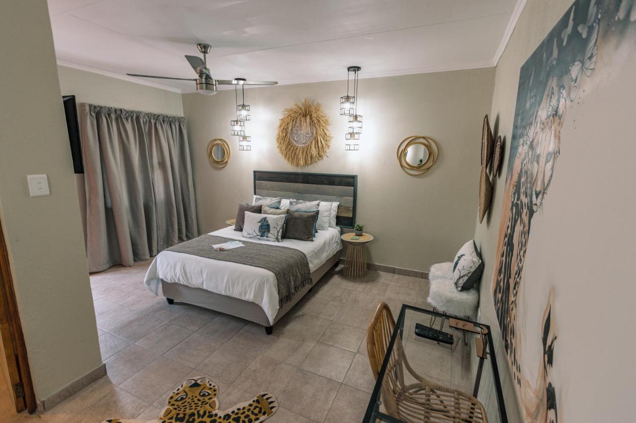 Pumbaa Wildlife Park & Accommodation Mbombela Extérieur photo