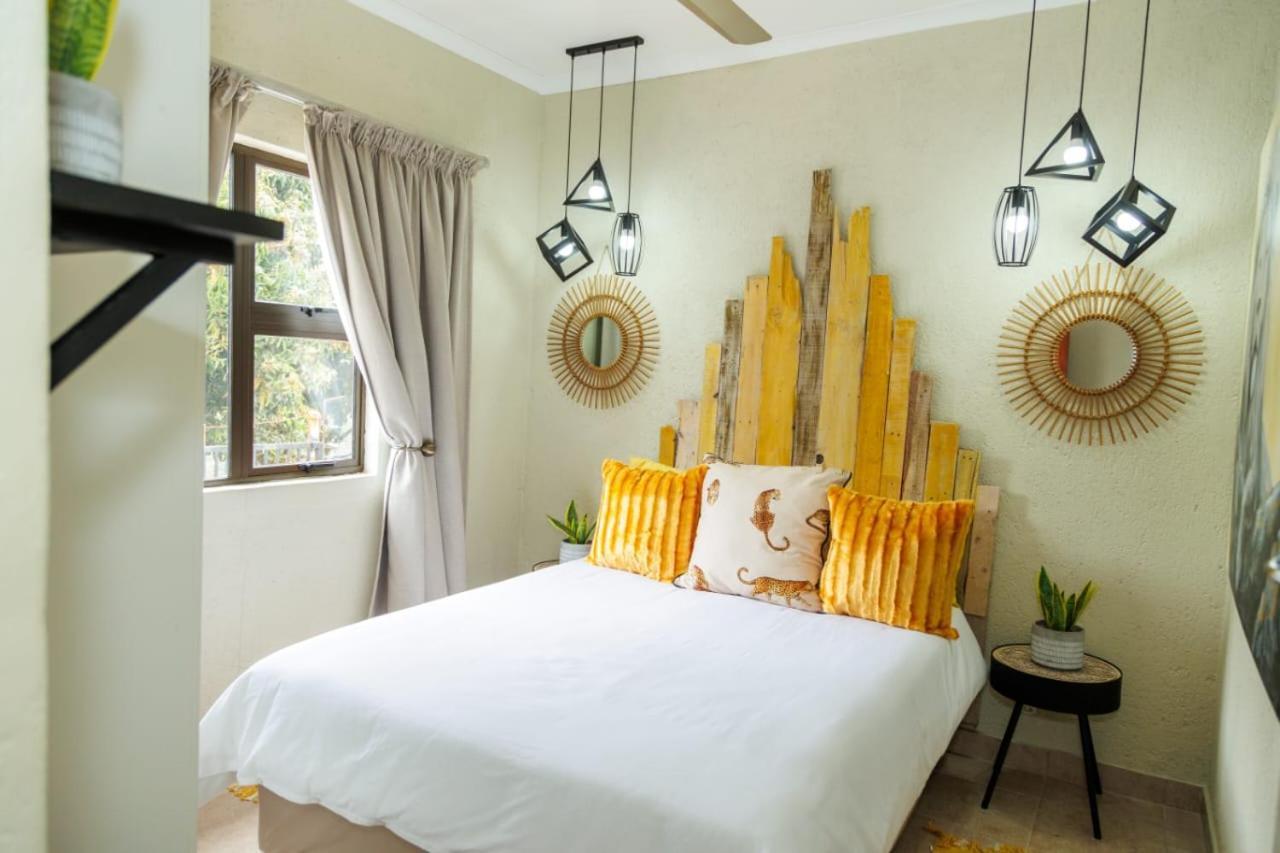 Pumbaa Wildlife Park & Accommodation Mbombela Extérieur photo