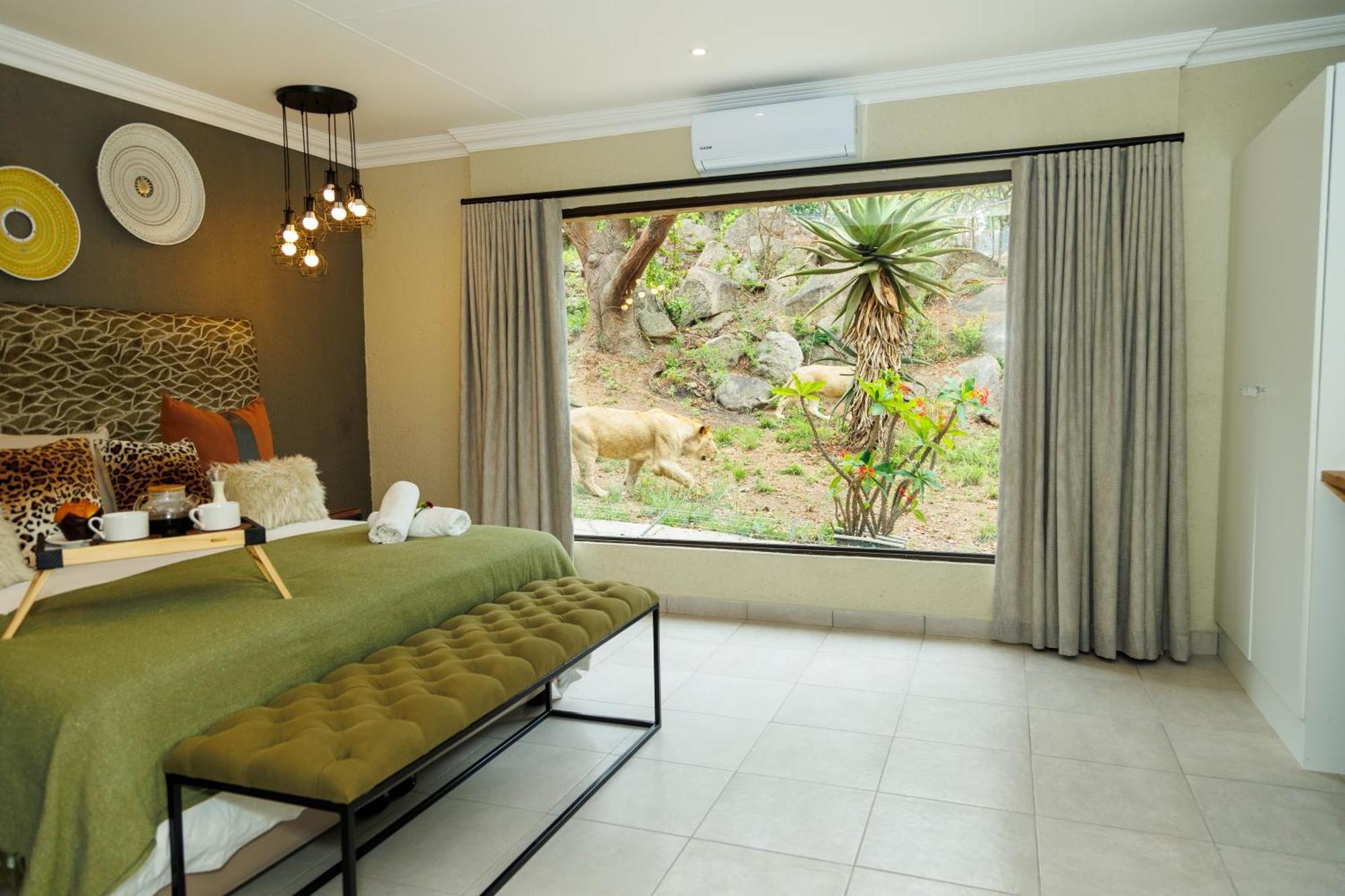 Pumbaa Wildlife Park & Accommodation Mbombela Extérieur photo